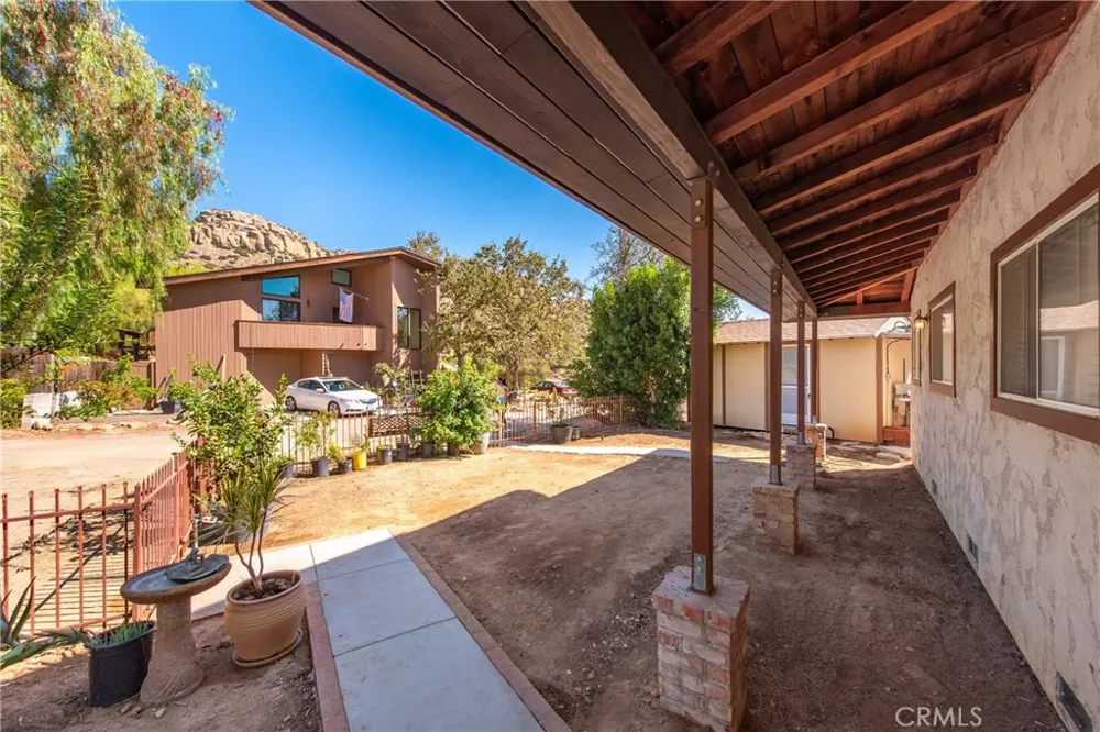 23520 EHLERS Chatsworth, CA 91311
