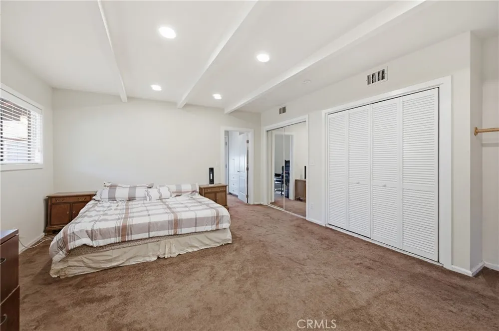 23520 EHLERS Chatsworth, CA 91311