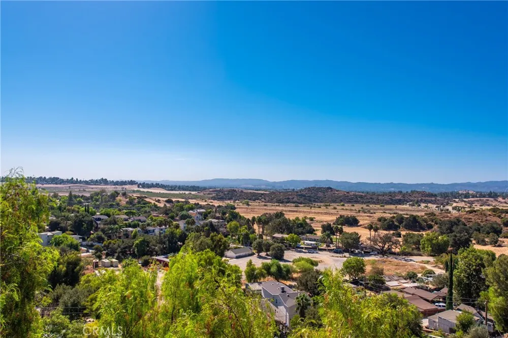 23520 EHLERS Chatsworth, CA 91311