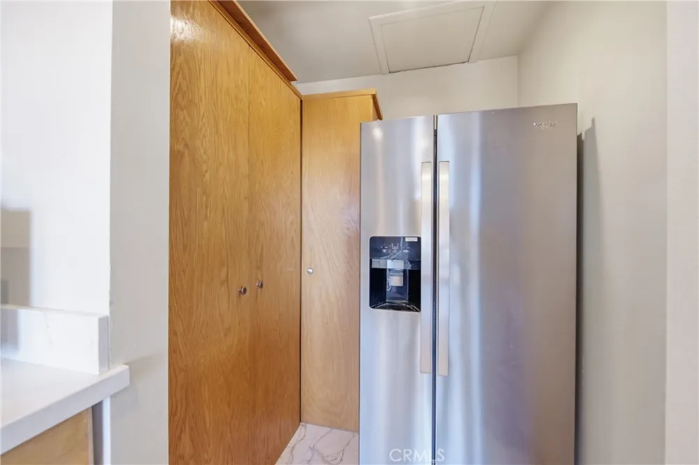 23520 EHLERS Chatsworth, CA 91311