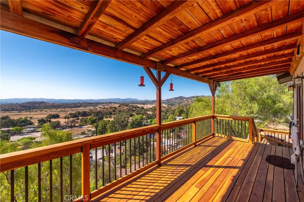 23520 EHLERS Chatsworth, CA 91311