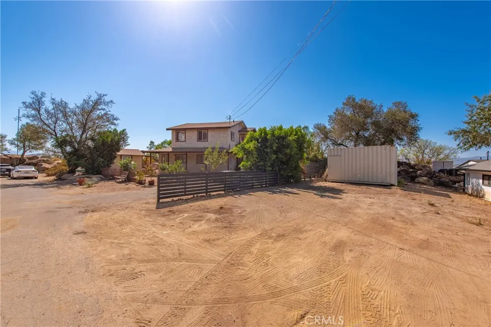 23520 EHLERS Chatsworth, CA 91311