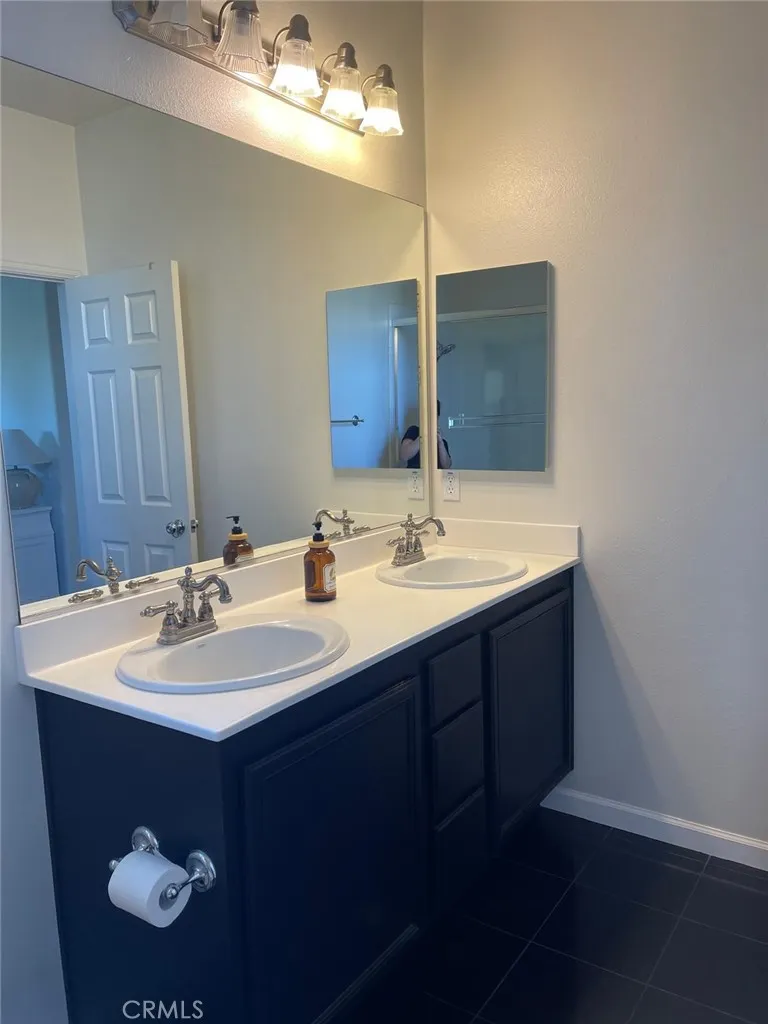 3326 Clipstone Ct. Riverside, CA 92503