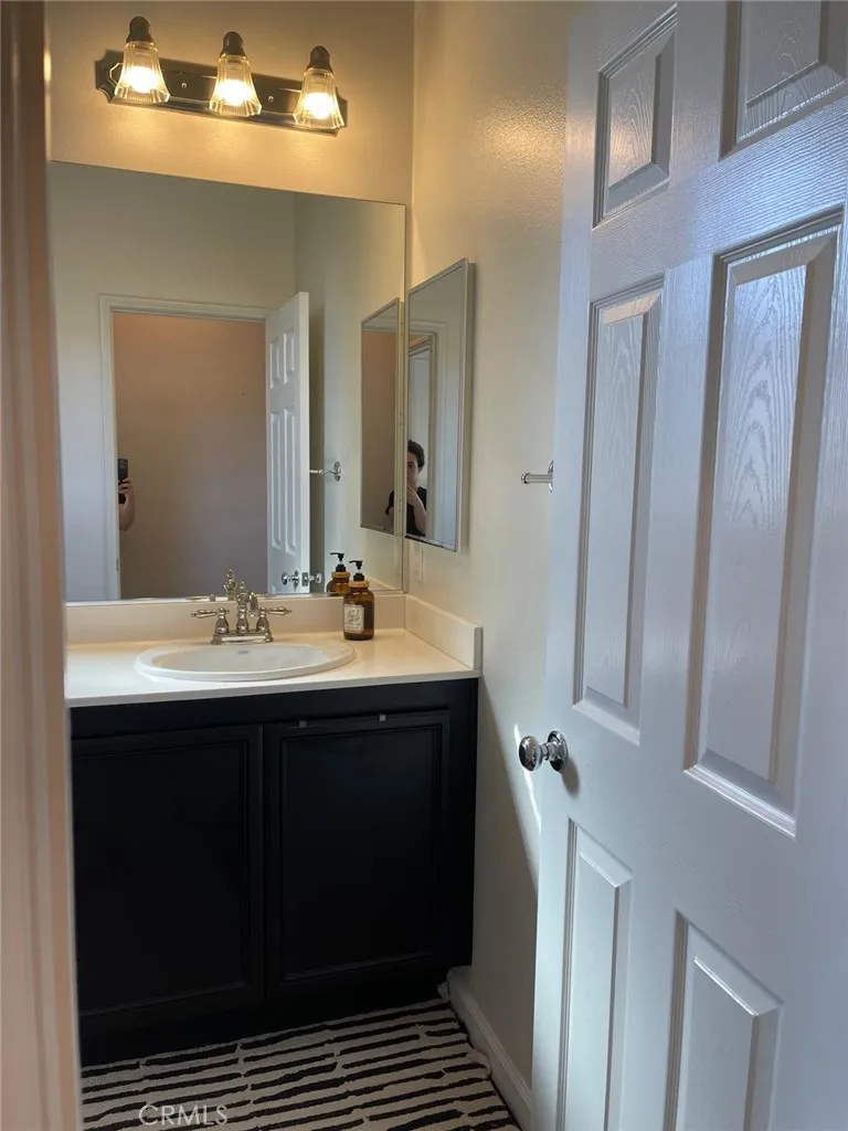 3326 Clipstone Ct. Riverside, CA 92503