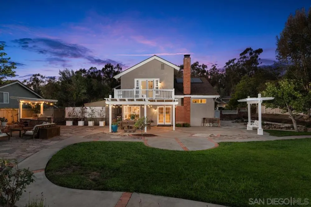 12397 Kingspine San Diego, CA 92131