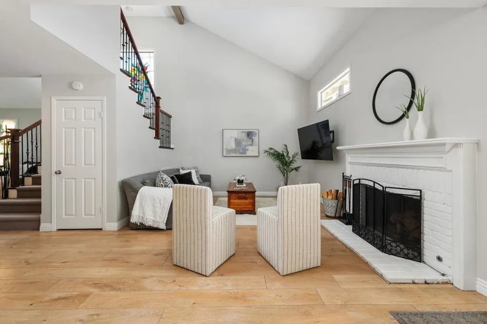 12397 Kingspine San Diego, CA 92131