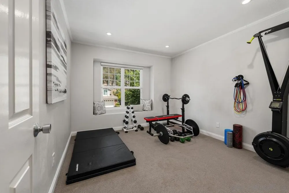 12397 Kingspine San Diego, CA 92131