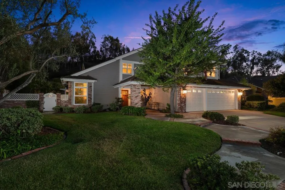 12397 Kingspine San Diego, CA 92131