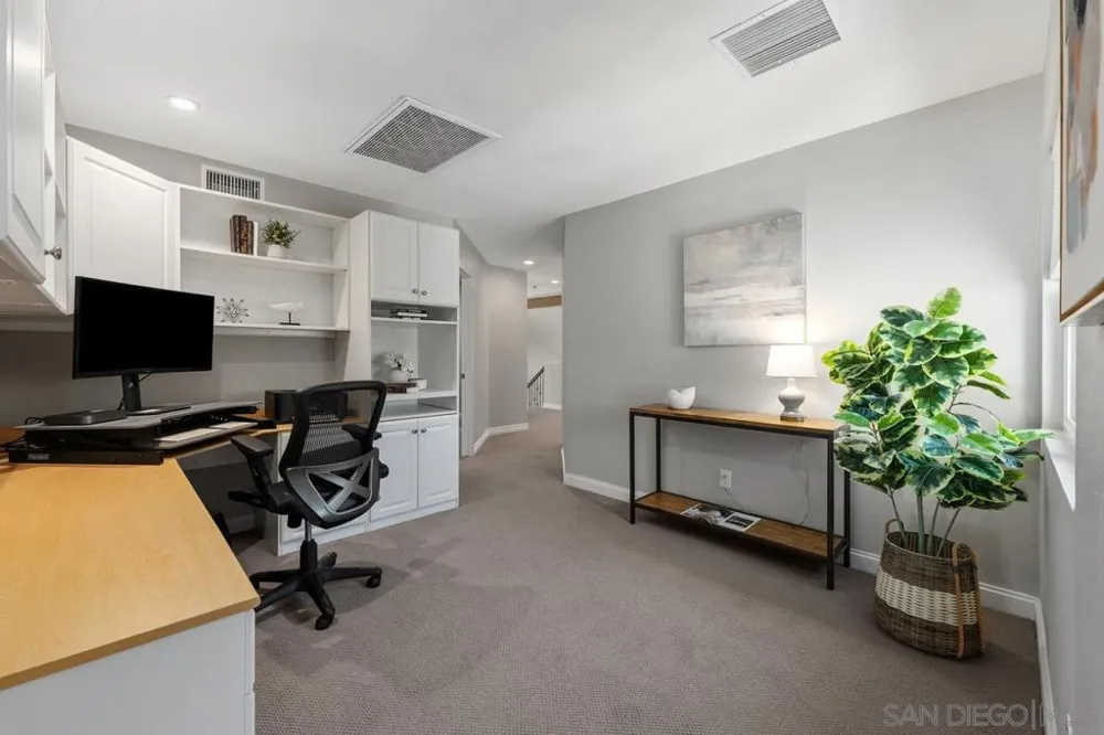 12397 Kingspine San Diego, CA 92131