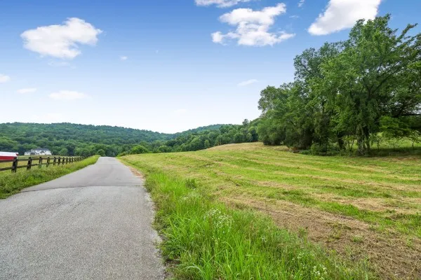 0 Hix Road Gordonsville, TN 38563