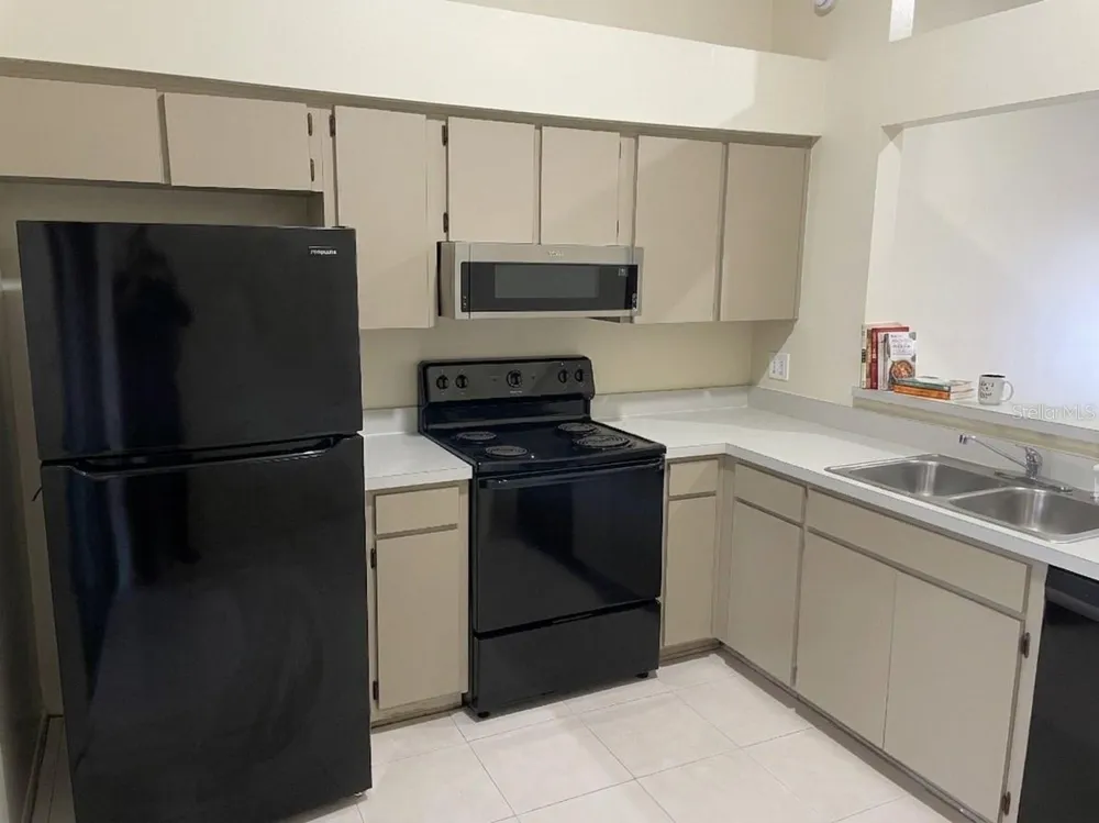10376 RIVA RIDGE TRAIL Orlando, FL 32817
