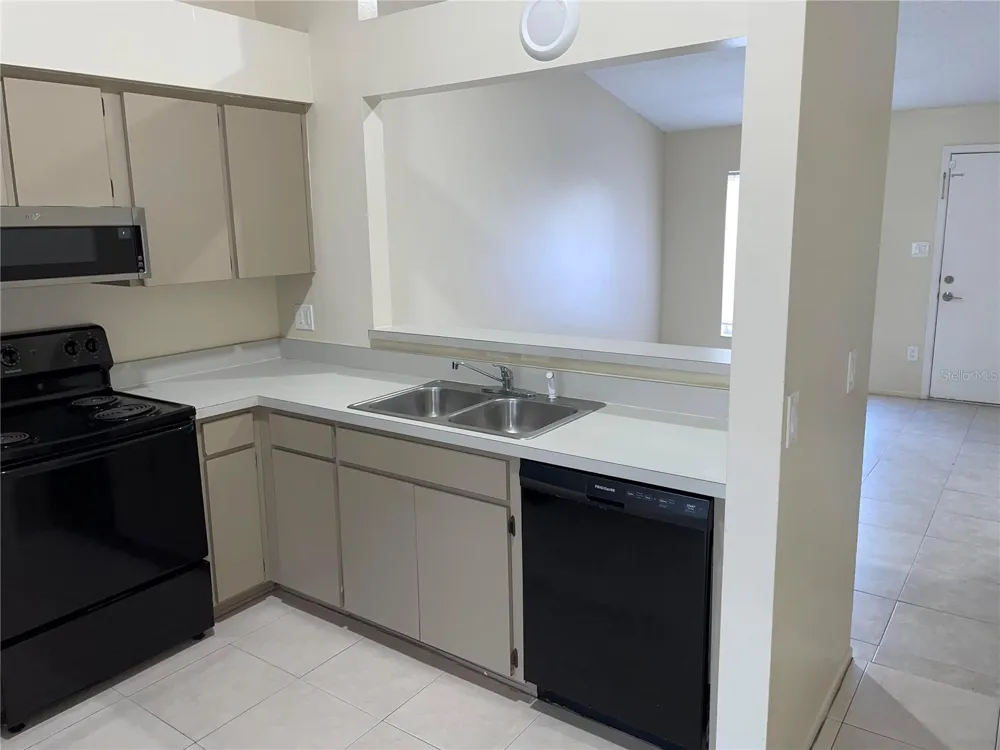 10376 RIVA RIDGE TRAIL Orlando, FL 32817
