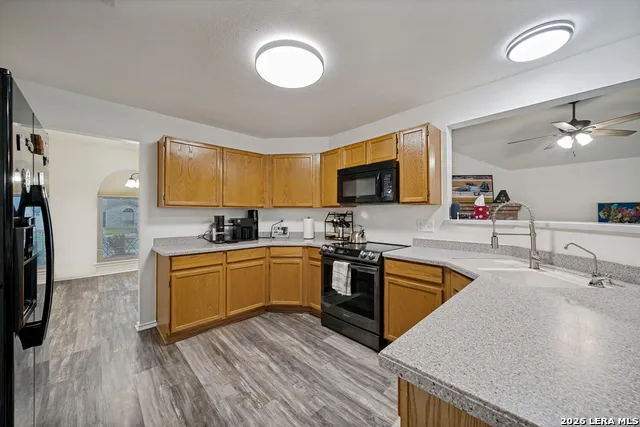 904 Dimrock Schertz, TX 78154