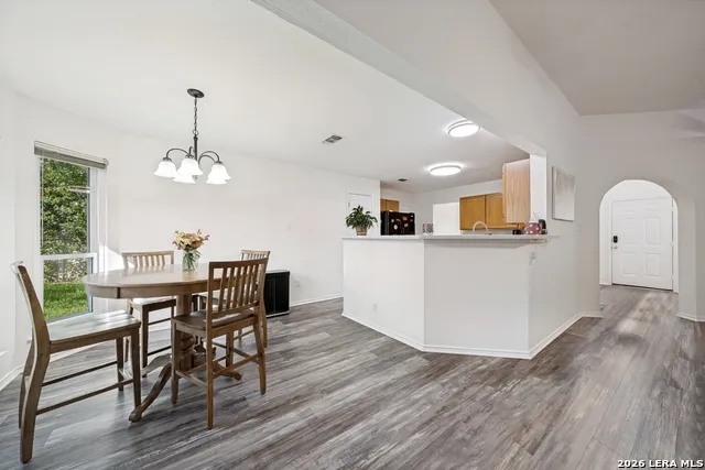 904 Dimrock Schertz, TX 78154