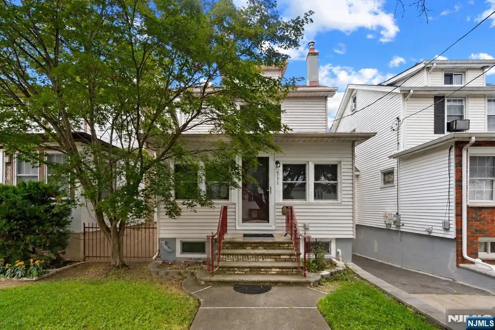 731 Humboldt Street Secaucus, NJ 07094