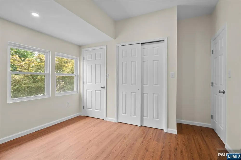 731 Humboldt Street Secaucus, NJ 07094
