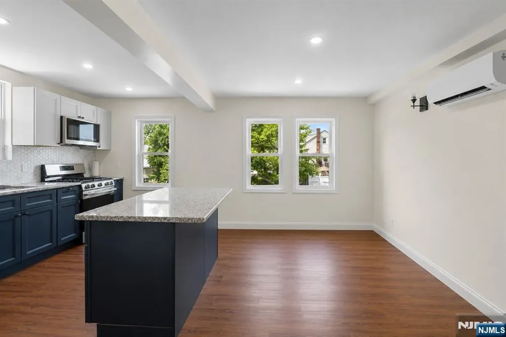 731 Humboldt Street Secaucus, NJ 07094