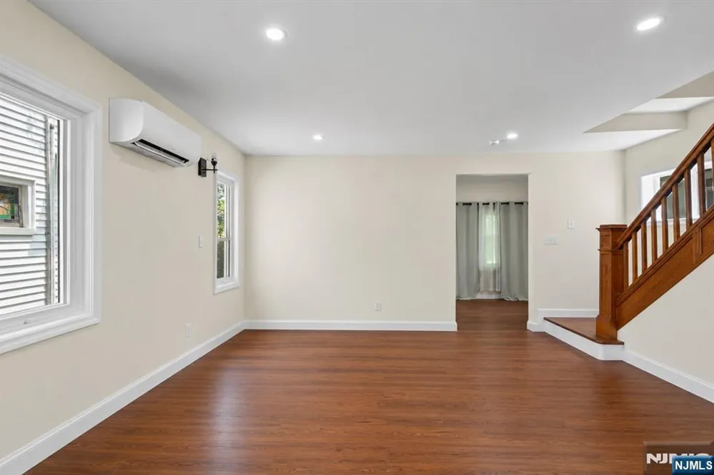 731 Humboldt Street Secaucus, NJ 07094