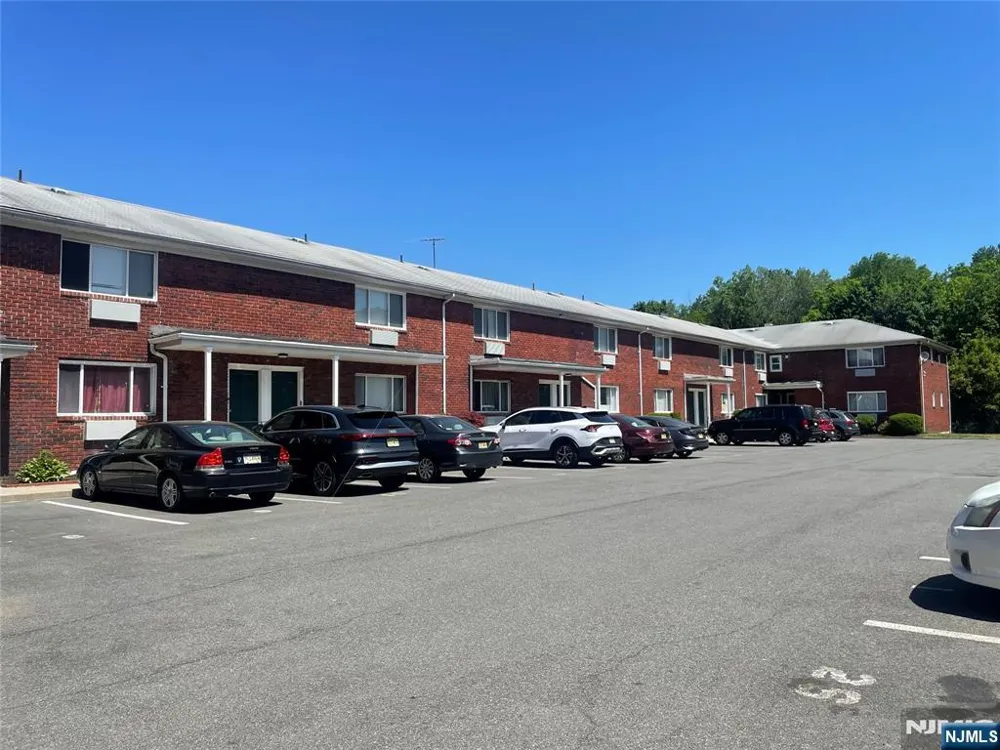 291 Garibaldi Avenue #13 Lodi, NJ 07644