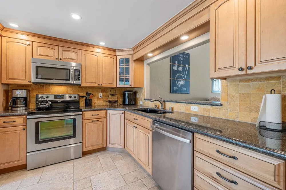 54872 Oak Tree #A31 La Quinta, CA 92253