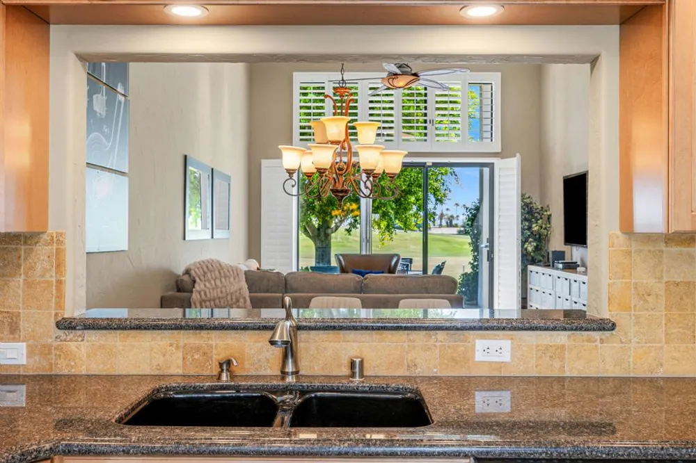 54872 Oak Tree #A31 La Quinta, CA 92253