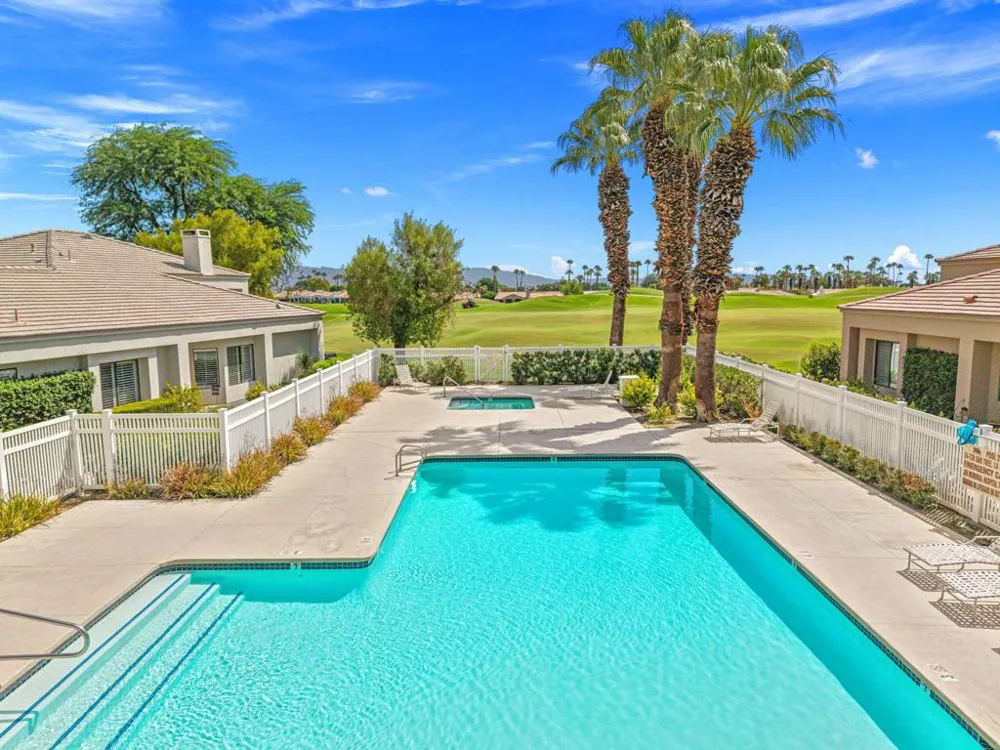 54872 Oak Tree #A31 La Quinta, CA 92253