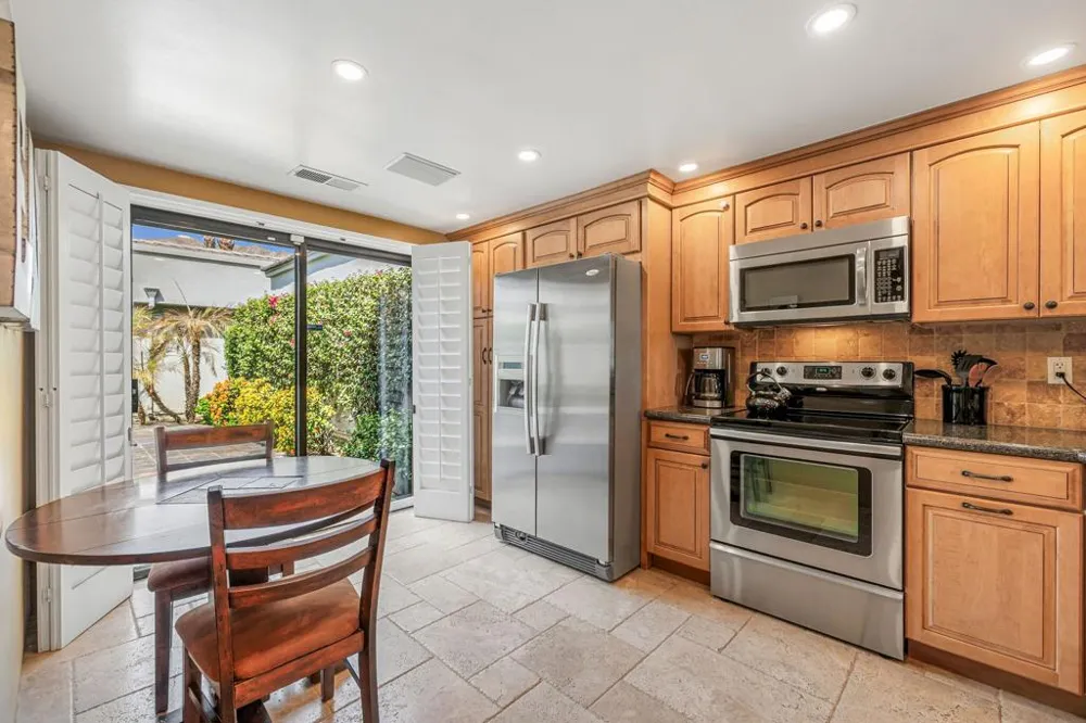 54872 Oak Tree #A31 La Quinta, CA 92253