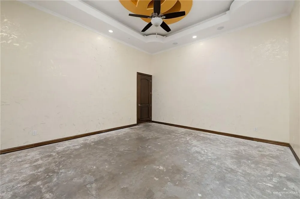 22111 Uresti Road Edinburg, TX 78542