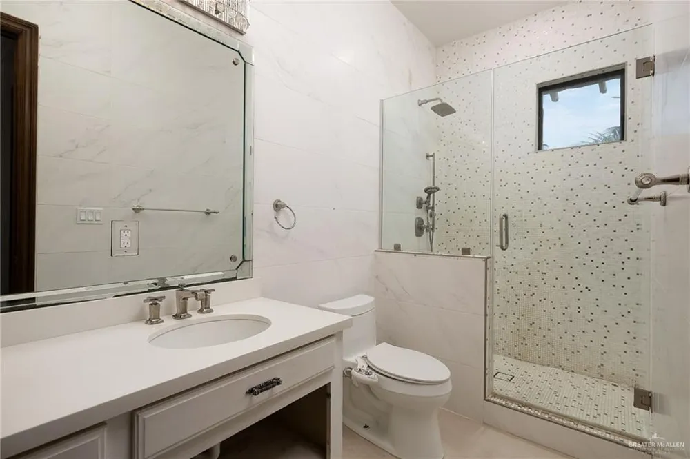 22111 Uresti Road Edinburg, TX 78542