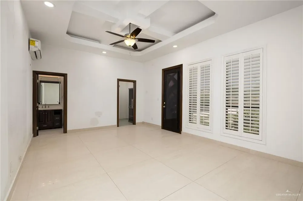 22111 Uresti Road Edinburg, TX 78542