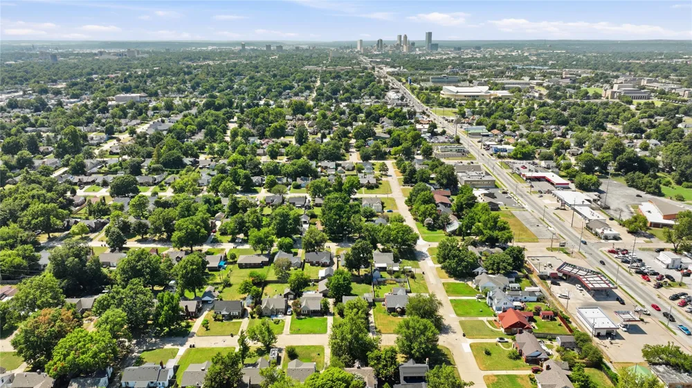 1134 S Oswego Avenue Tulsa, OK 74112