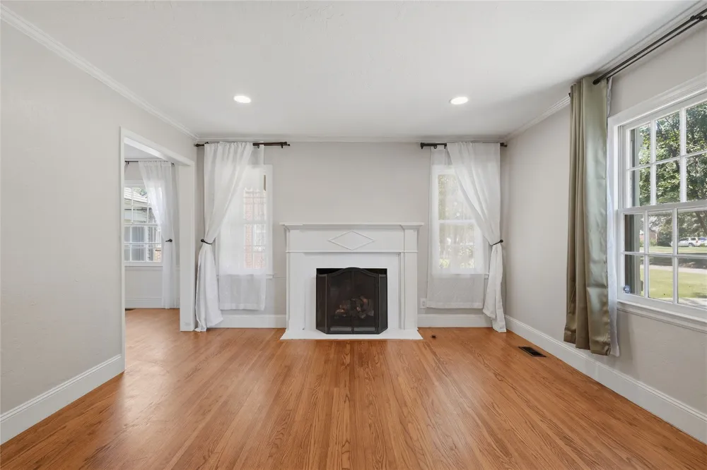 1134 S Oswego Avenue Tulsa, OK 74112