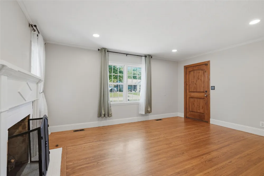 1134 S Oswego Avenue Tulsa, OK 74112