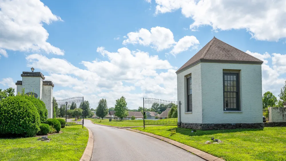 105 Ridgeview Drive Shelbyville, TN 37160