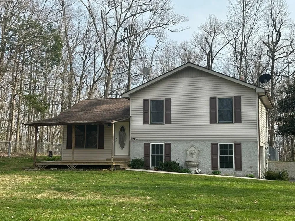132 Petalbrook Ln Livingston, TN 38570