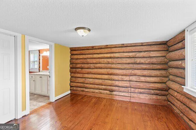 120 Jandale DR LaGrange, GA 30241