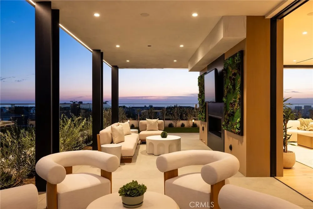 53 Montecito Drive Corona del Mar, CA 92625