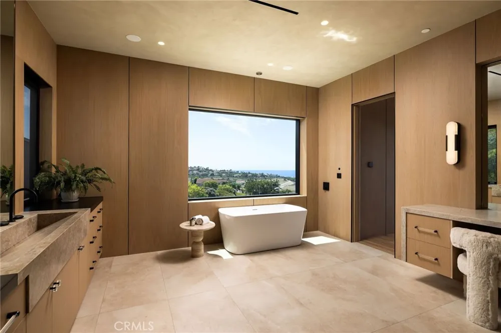 53 Montecito Drive Corona del Mar, CA 92625
