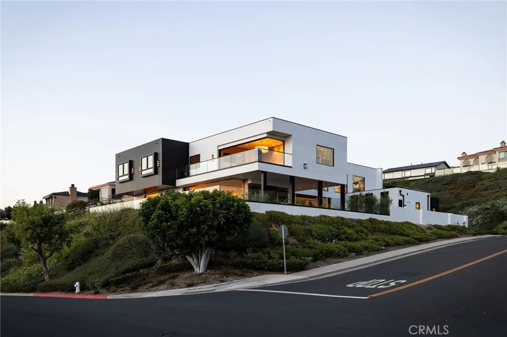 53 Montecito Drive Corona del Mar, CA 92625