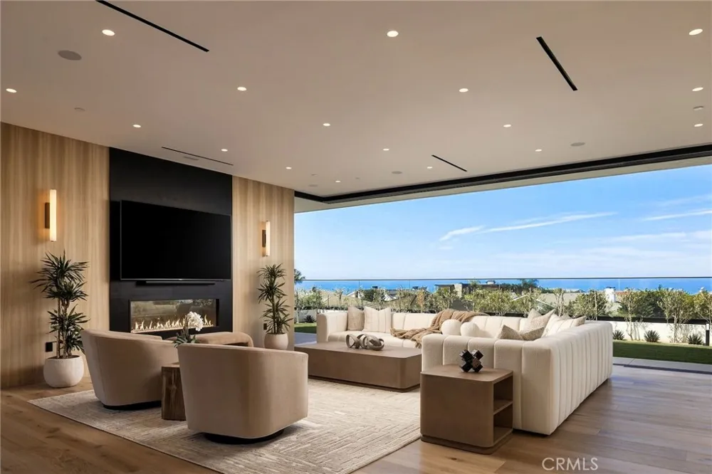 53 Montecito Drive Corona del Mar, CA 92625