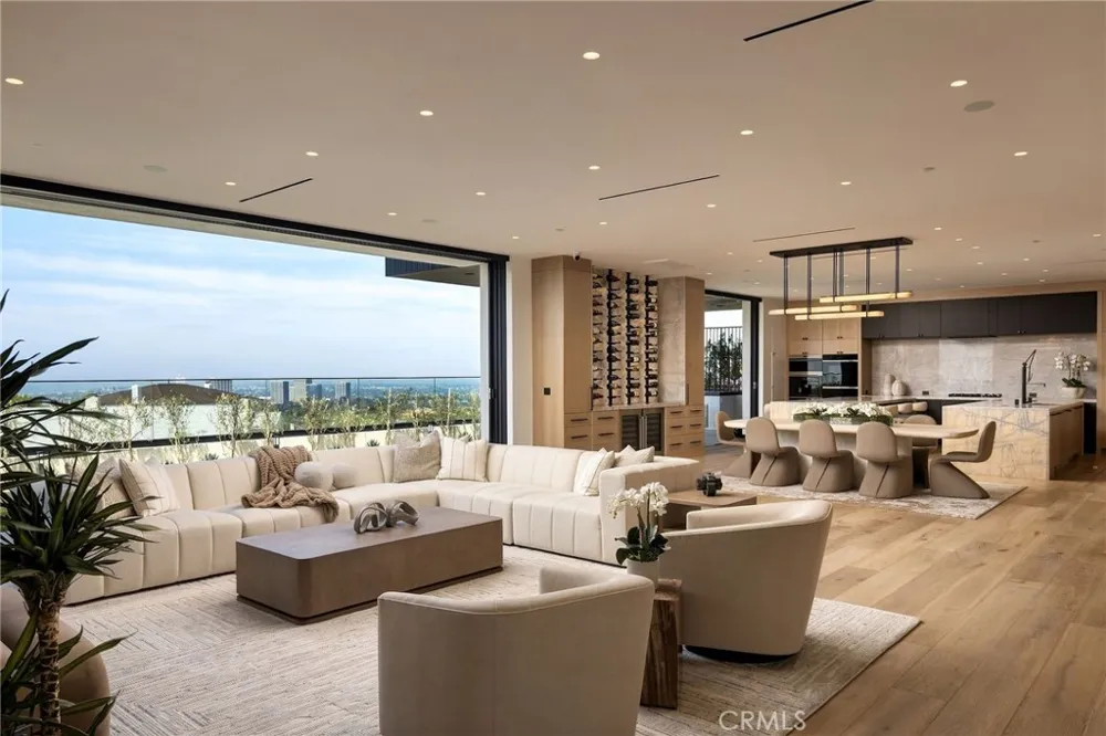 53 Montecito Drive Corona del Mar, CA 92625