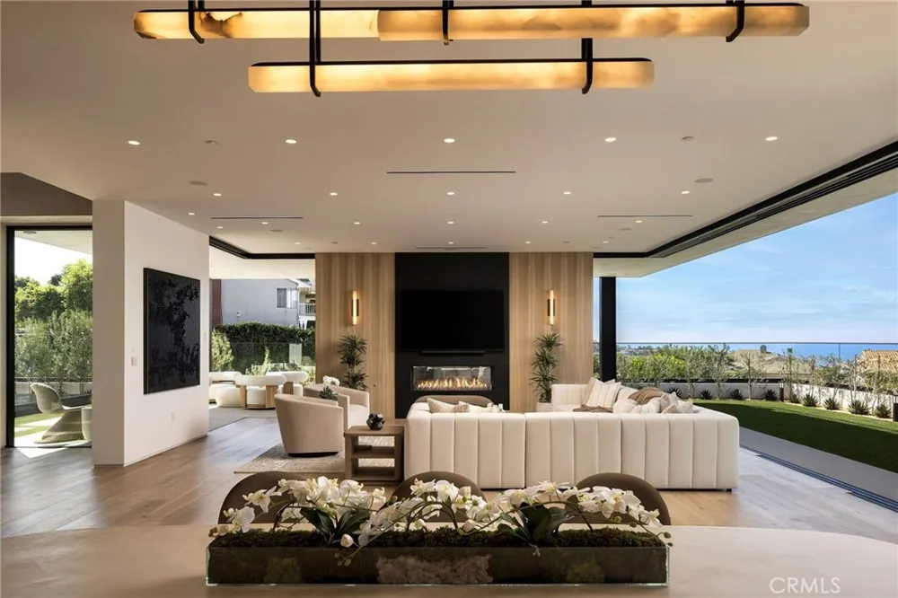 53 Montecito Drive Corona del Mar, CA 92625