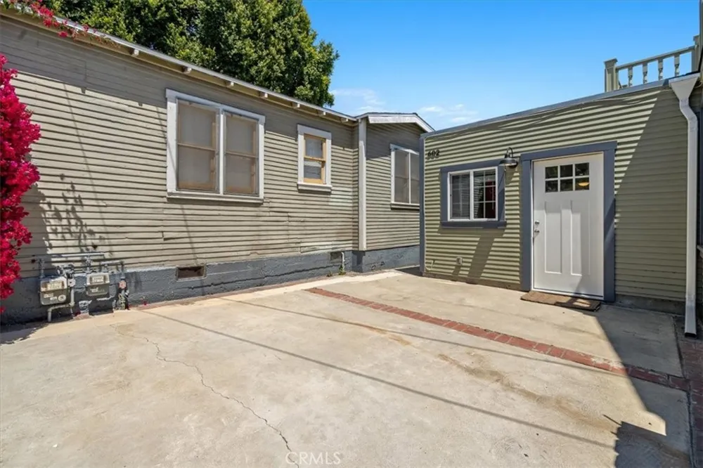 602 Douglas Street Los Angeles, CA 90026