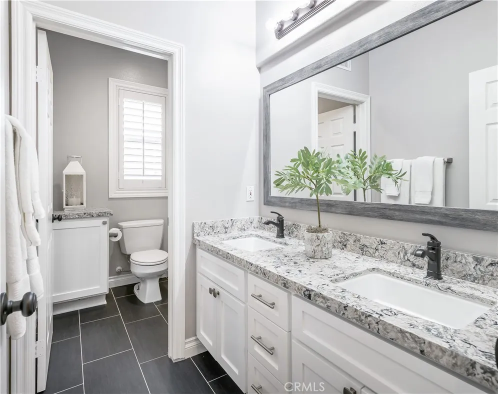 48 Kempton Lane Ladera Ranch, CA 92694