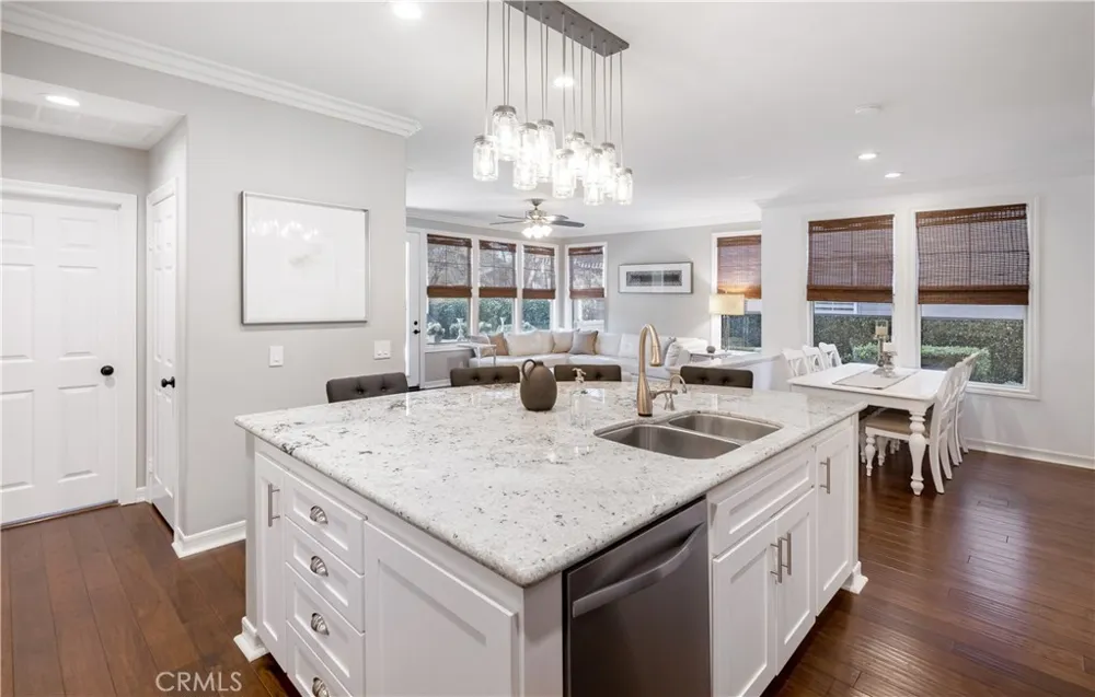 48 Kempton Lane Ladera Ranch, CA 92694