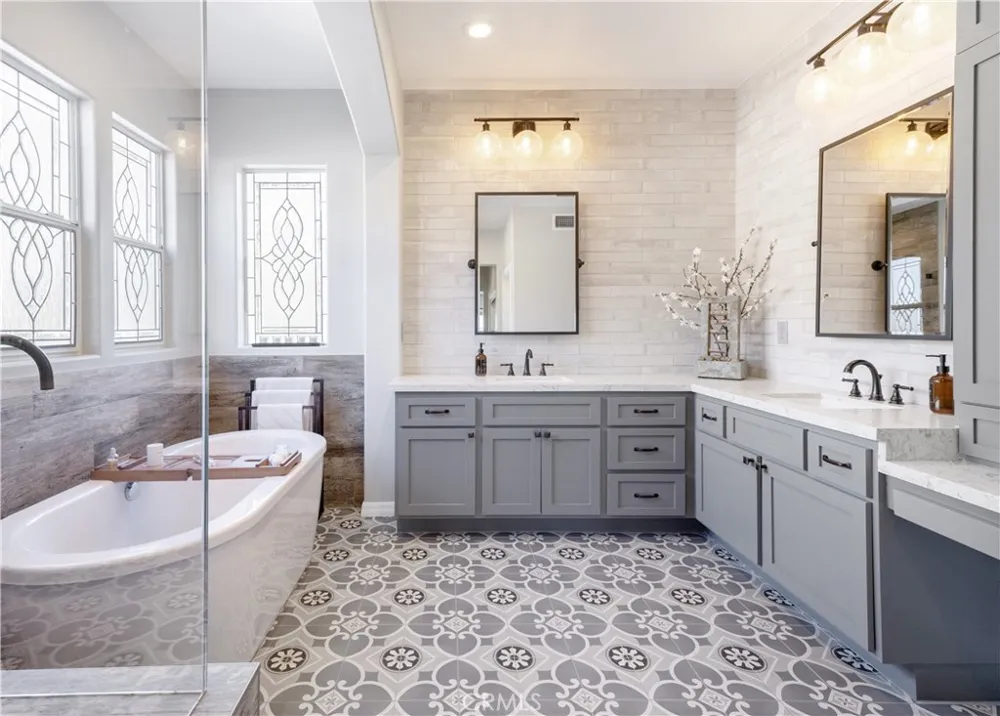 48 Kempton Lane Ladera Ranch, CA 92694