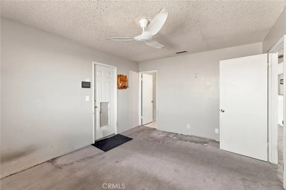 2016 Notre Dame Court Barstow, CA 92311