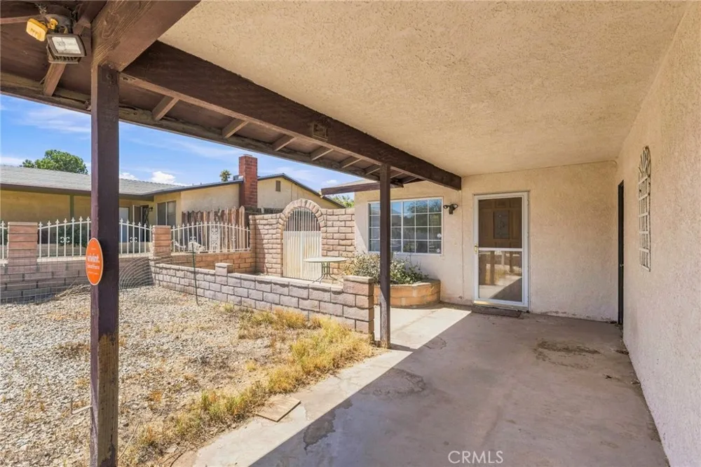 2016 Notre Dame Court Barstow, CA 92311