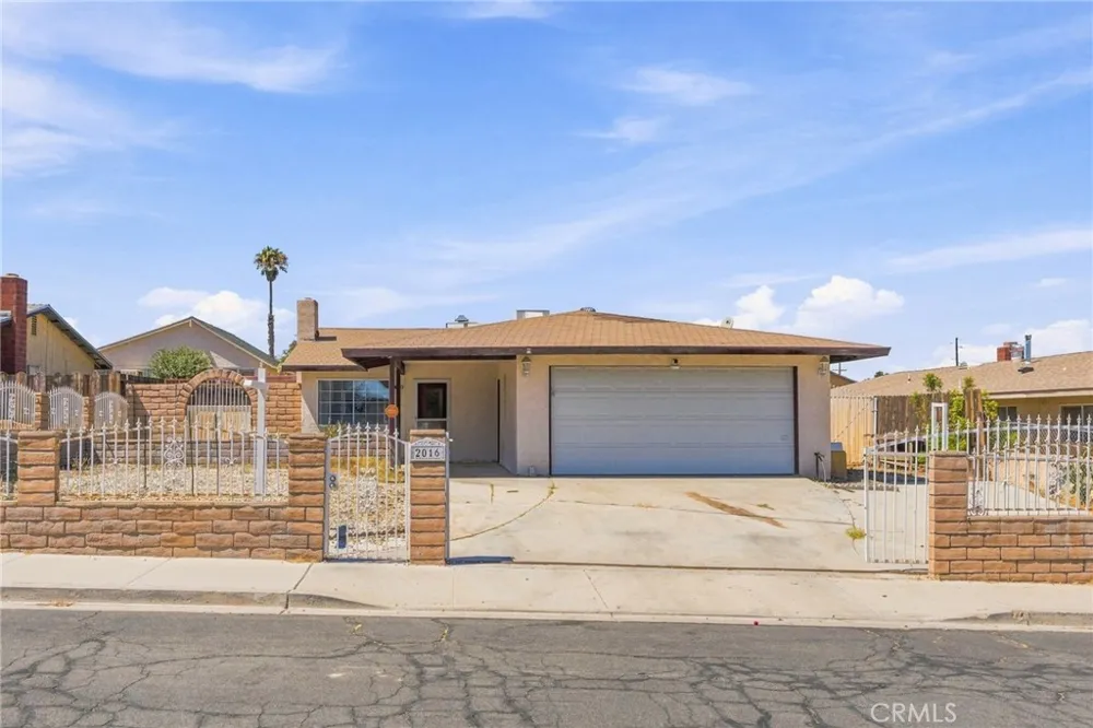 2016 Notre Dame Court Barstow, CA 92311
