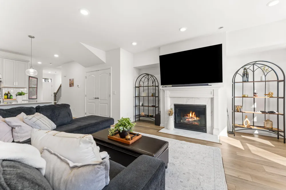 5543 E Spaniel Drive Ann Arbor, MI 48108